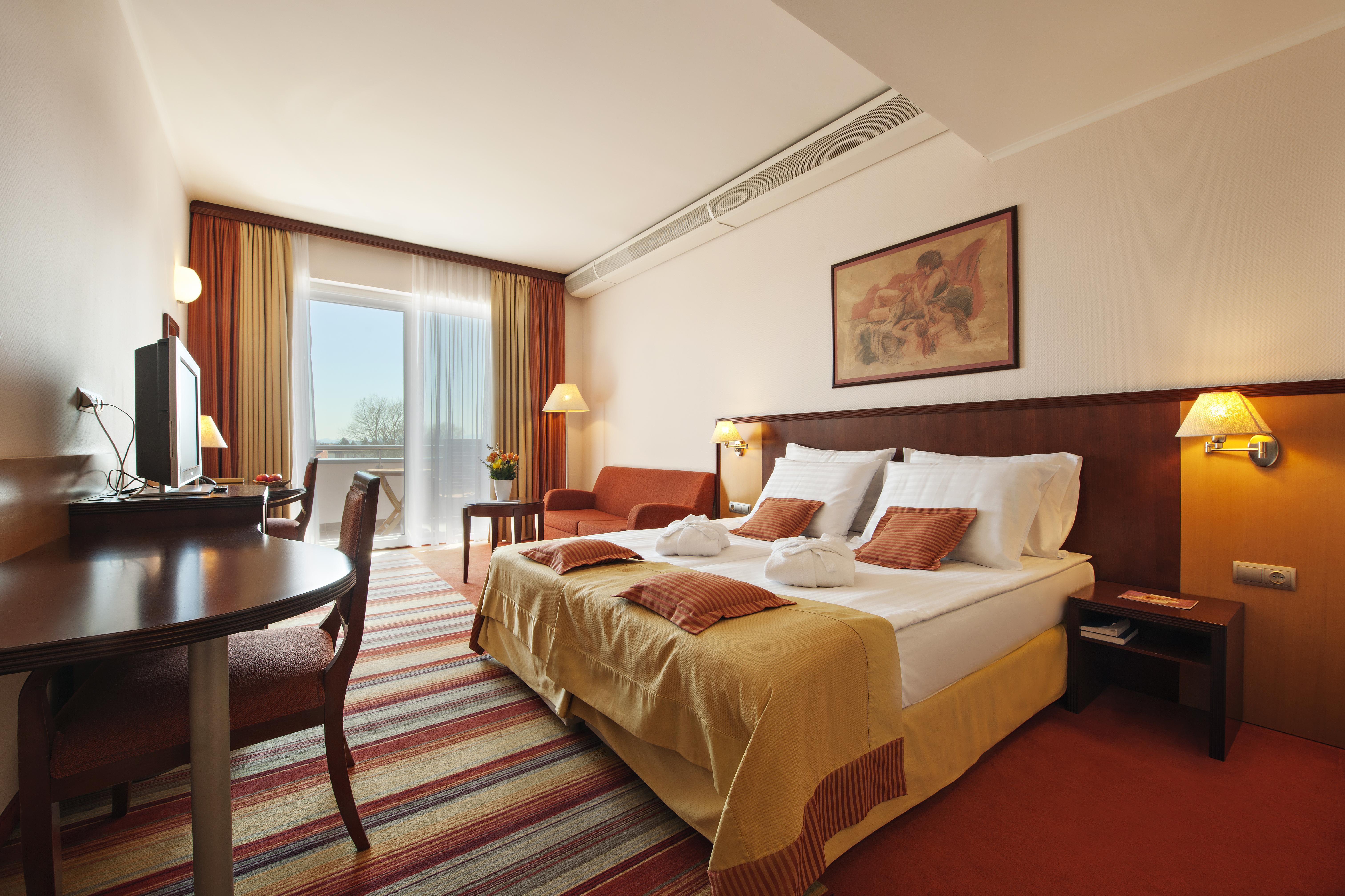 Grand Hotel Primus - Terme Ptuj - Sava Hotels & Resorts מראה חיצוני תמונה